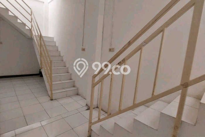 Ruko Dijual di Surabaya LT 106m2 & LB 212m2 Lokasi Terbaik! Ruko Dijual di Surabaya LT 106m2 & LB 212m2 Lokasi Terbaik!