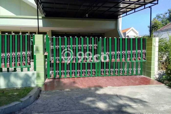 Dijual Rumah Mewah Elegan Dengan View Eksklusif di kertajaya, Surabaya Dijual Rumah Mewah Elegan Dengan View Eksklusif di kertajaya, Surabaya