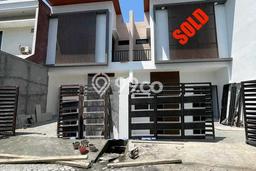 Rumah Luas Asri 4 KT Siap Huni di Sutorejo Surabaya Rumah Luas Asri 4 KT Siap Huni di Sutorejo Surabaya