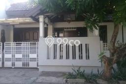 Dijual Rumah Strategis Bagus Punya 4 KT di Wiyung Surabaya SHM Dijual Rumah Strategis Bagus Punya 4 KT di Wiyung Surabaya SHM