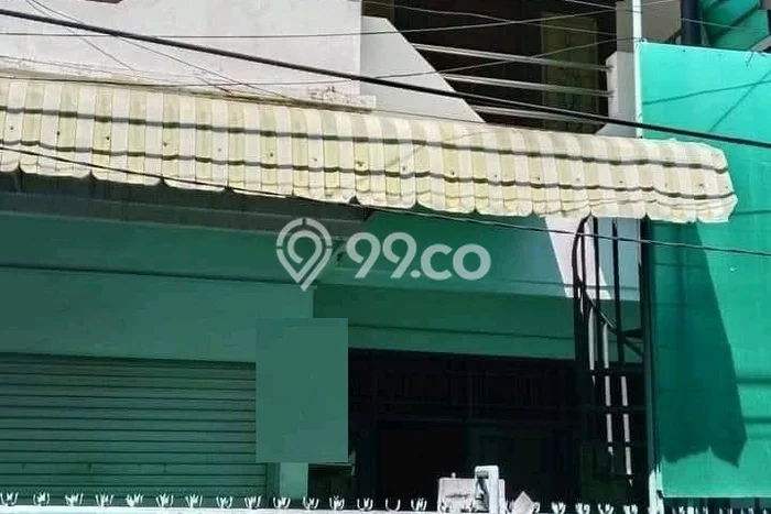 Rumah Kost Dijual di Gubeng, Surabaya dengan 5 Kamar Tidur, 2 Kamar Mandi Rumah Kost Dijual di Gubeng, Surabaya dengan 5 Kamar Tidur, 2 Kamar Mandi