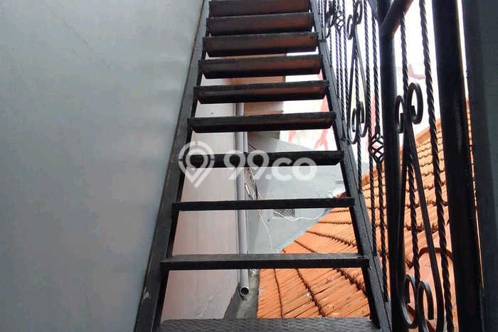 Disewakan Segera Rumah Kondisi Baik di Kawasan Waru, Sidoarjo Disewakan Segera Rumah Kondisi Baik di Kawasan Waru, Sidoarjo