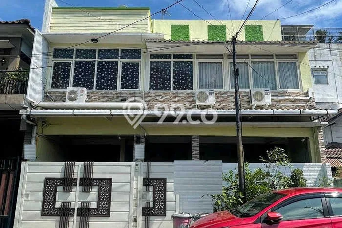 Kost Dijual Lokasi Waru, Sidoarjo, Spesifikasi 14 Kamar Tidur dan Luas 300m2 Kost Dijual Lokasi Waru, Sidoarjo, Spesifikasi 14 Kamar Tidur dan Luas 300m2
