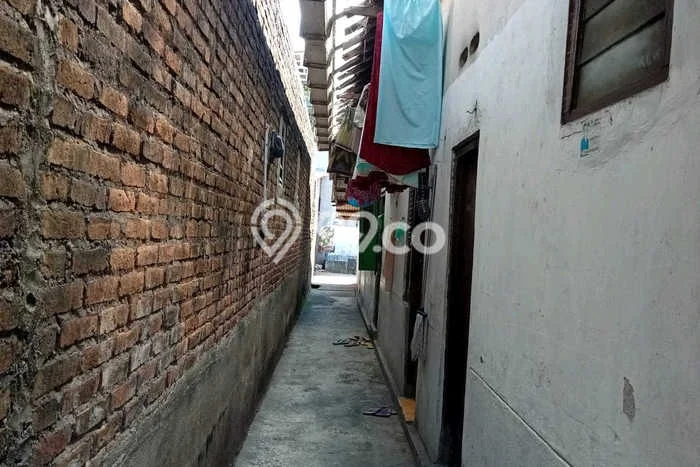 Rumah Kost Dijual Lokasi Rungkut, Surabaya, 19 Kamar Tidur, 7 Kamar Mandi, 300m2 Rumah Kost Dijual Lokasi Rungkut, Surabaya, 19 Kamar Tidur, 7 Kamar Mandi, 300m2