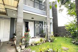 Dijual Rumah Premium dengan Fasilitas Sekitar Lengkap di Batununggal, Bandung Dijual Rumah Premium dengan Fasilitas Sekitar Lengkap di Batununggal, Bandung