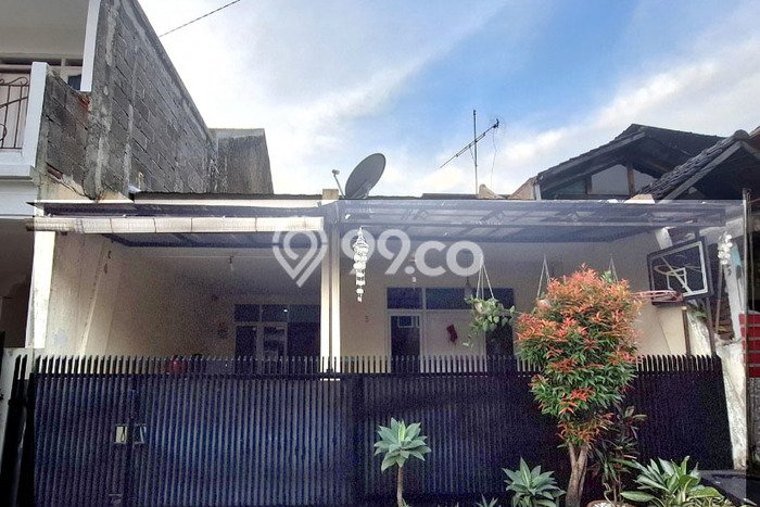Dijual Rumah 3 Kamar Lokasi Ideal Bagus dan Strategis di Antapani Dijual Rumah 3 Kamar Lokasi Ideal Bagus dan Strategis di Antapani
