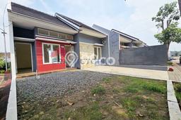 For Sale Rumah 2 Kamar Lokasi Strategis Nyaman dan Strategis di Kedungkandang For Sale Rumah 2 Kamar Lokasi Strategis Nyaman dan Strategis di Kedungkandang