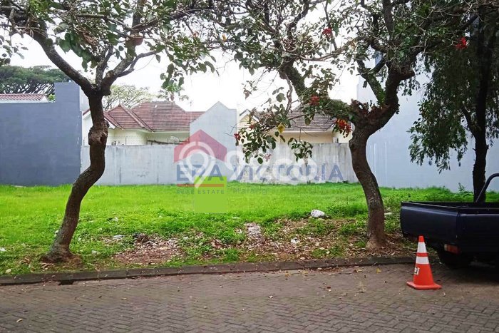 Lahan Dijual Lokasi Strategis di Malang dengan Luas 392m2 Lahan Dijual Lokasi Strategis di Malang dengan Luas 392m2