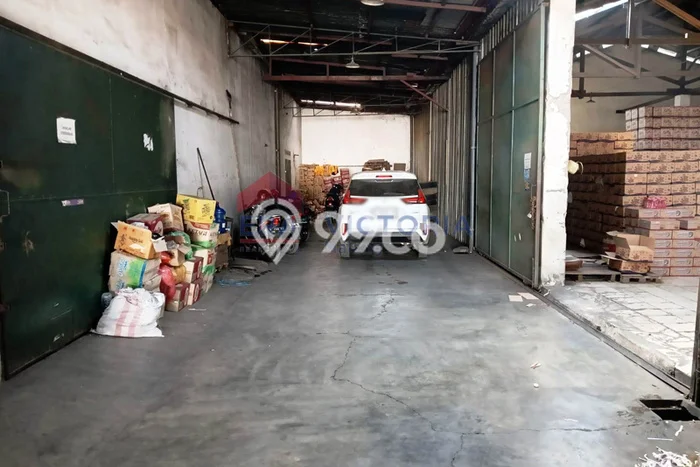 Gudang Area Strategis di Pakisaji, Luas 900m², For Rent Gudang Area Strategis di Pakisaji, Luas 900m², For Rent