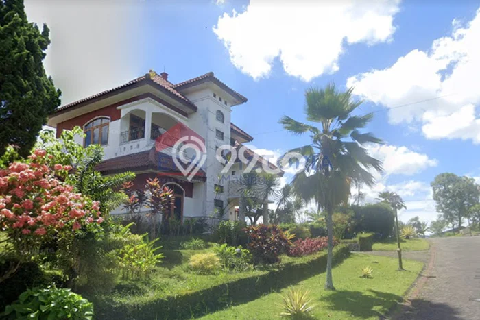 Rumah Eksklusif Dijual LT 1100m2 di Karangploso, Malang Rumah Eksklusif Dijual LT 1100m2 di Karangploso, Malang