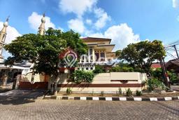 LIMITED OFFER! Rumah Berkualitas area Tlogomas, LT 403m² LB 400m² LIMITED OFFER! Rumah Berkualitas area Tlogomas, LT 403m² LB 400m²