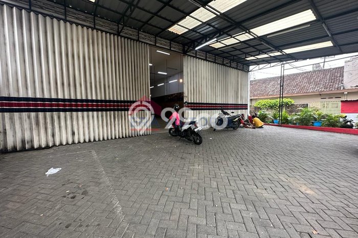 LOKASI TERBAIK! Ruko Kawasan Blimbing, Luas 300m2m², Area Komersial LOKASI TERBAIK! Ruko Kawasan Blimbing, Luas 300m2m², Area Komersial