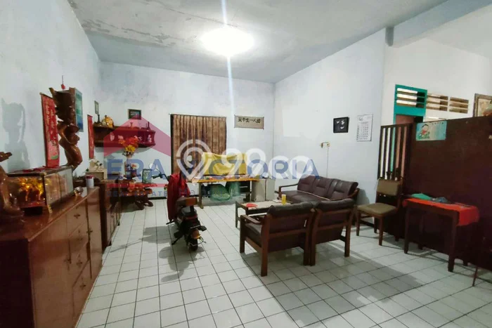 Rumah Eksklusif Dijual LT 1900m2 di Kanigaran, Probolinggo Rumah Eksklusif Dijual LT 1900m2 di Kanigaran, Probolinggo