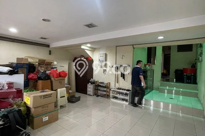 Hunian Elit LB 299m2 Siap Pakai Desain Elegan di Sunter, Jakarta Utara Hunian Elit LB 299m2 Siap Pakai Desain Elegan di Sunter, Jakarta Utara