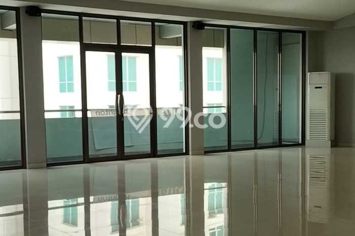 Lokasi Strategis! Dijual Kantor Bisnis di Kebayoran Baru, Jakarta Selatan Kondisi Bagus Lokasi Strategis! Dijual Kantor Bisnis di Kebayoran Baru, Jakarta Selatan Kondisi Bagus