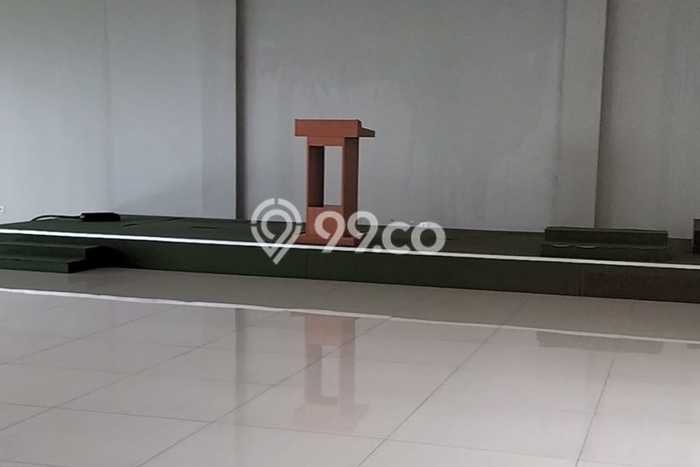 Lokasi Strategis! Dijual Kantor Bisnis di Kebayoran Baru, Jakarta Selatan Kondisi Bagus Lokasi Strategis! Dijual Kantor Bisnis di Kebayoran Baru, Jakarta Selatan Kondisi Bagus