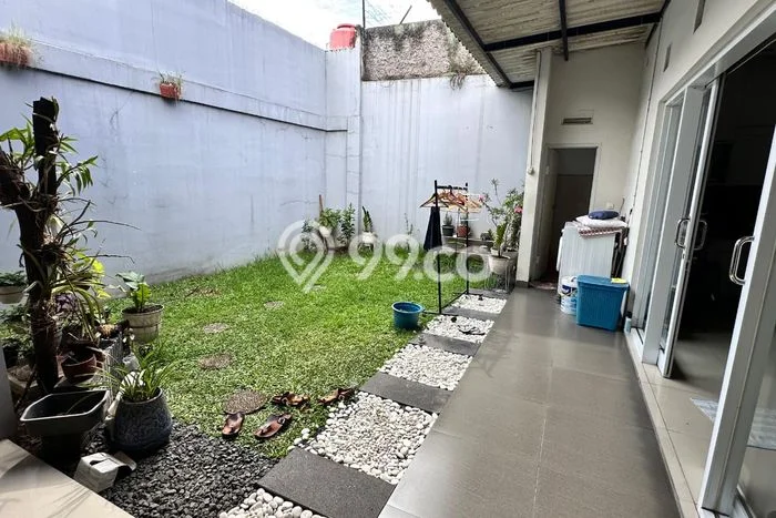 Rumah Luxury Modern Siap Huni di Kopo Bandung Rumah Luxury Modern Siap Huni di Kopo Bandung