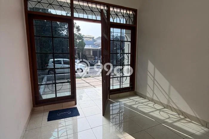 Disewakan! Rumah 3 Kamar Tidur &
2 Kamar Mandi di Singgasana, Bandung Disewakan! Rumah 3 Kamar Tidur &
2 Kamar Mandi di Singgasana, Bandung