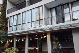 Rumah Mewah LB 650m2 Siap Pakai Desain Elegan di Dago Pakar, Bandung Rumah Mewah LB 650m2 Siap Pakai Desain Elegan di Dago Pakar, Bandung