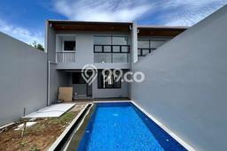 KESEMPATAN EMAS! Rumah Berkualitas di Parongpong, Bandung, Luas 203m² LB 175m² KESEMPATAN EMAS! Rumah Berkualitas di Parongpong, Bandung, Luas 203m² LB 175m²
