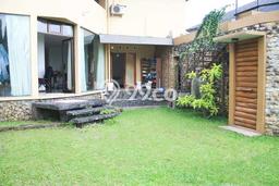 Hunian Mewah Siap Huni LT 500m2 di Cidadap, Bandung Hunian Mewah Siap Huni LT 500m2 di Cidadap, Bandung