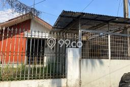 Rumah Eksklusif di Cidadap, Bandung, Luas 260m² LB 195m² Rumah Eksklusif di Cidadap, Bandung, Luas 260m² LB 195m²