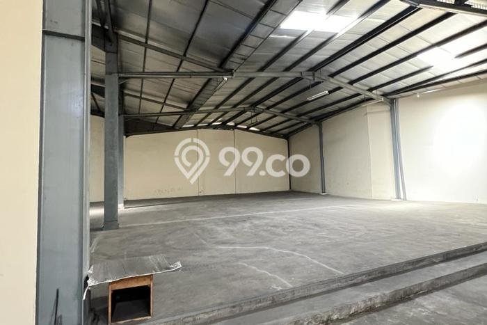 Gudang Kawasan Katapang, Luas 1836m², For Rent, Pusat Komersial, Ready Usaha Gudang Kawasan Katapang, Luas 1836m², For Rent, Pusat Komersial, Ready Usaha