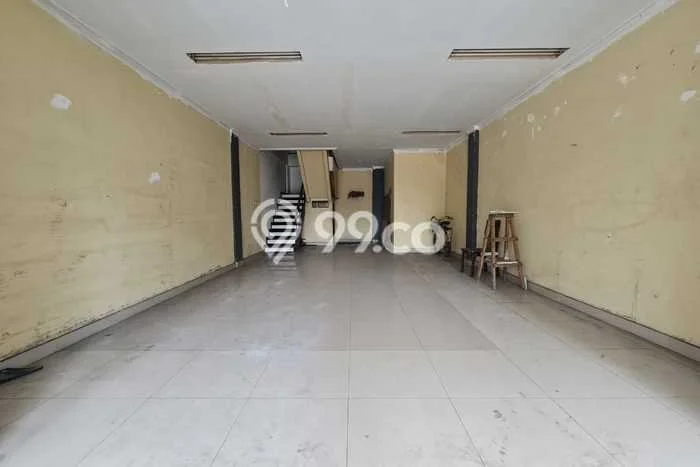 Ruko Lokasi Strategis di Laswi, Luas 250m², Disewakan, Area Bisnis Ruko Lokasi Strategis di Laswi, Luas 250m², Disewakan, Area Bisnis