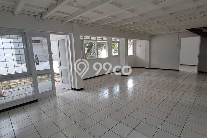 Komersial For Rent di Regol, Luas 260m², Lokasi Premium Komersial For Rent di Regol, Luas 260m², Lokasi Premium