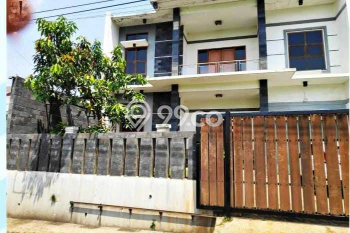 JUAL CEPAT! Rumah Ready Stock Lokasi Premium Cisarua, LT 221m² LB 257m² JUAL CEPAT! Rumah Ready Stock Lokasi Premium Cisarua, LT 221m² LB 257m²