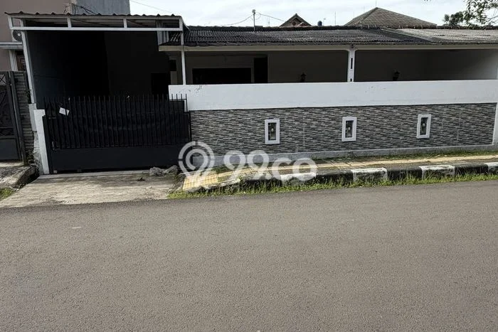 Rumah Modern Cantik 3 KT Bisa Langsung Pindah di Bandung Kidul Rumah Modern Cantik 3 KT Bisa Langsung Pindah di Bandung Kidul