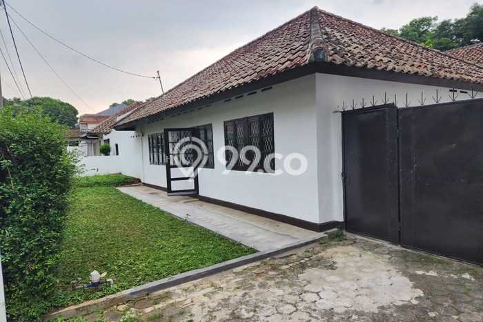 Ready to Use! Premium House LT 390m2 Desain Modern di Pajajaran Ready to Use! Premium House LT 390m2 Desain Modern di Pajajaran