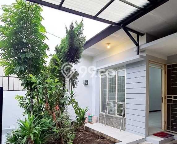 Jual Rumah Eksklusif 2 KT di Taman Holis Indah, Bandung Jual Rumah Eksklusif 2 KT di Taman Holis Indah, Bandung