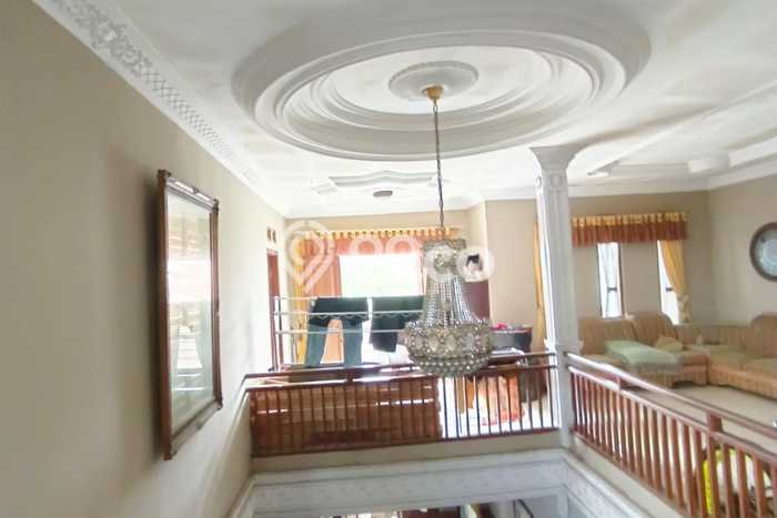 GOOD DEAL! Rumah Premium area Padalarang, LT 160m² Bangunan 240m² GOOD DEAL! Rumah Premium area Padalarang, LT 160m² Bangunan 240m²
