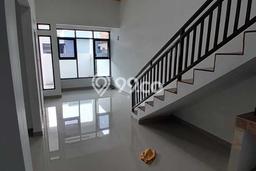 For Sale Rumah 4 Kamar Lokasi Ideal Nyaman dan Strategis di Soekarno Hatta For Sale Rumah 4 Kamar Lokasi Ideal Nyaman dan Strategis di Soekarno Hatta