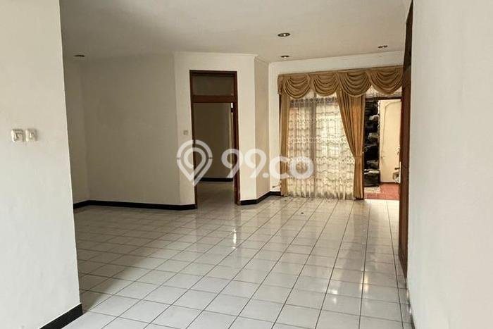 Jual Rumah Strategis Bagus Punya 4 KT di Cimahi Tengah Cimahi SHM Jual Rumah Strategis Bagus Punya 4 KT di Cimahi Tengah Cimahi SHM