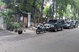 Tanah Investasi Dijual di Jakarta Barat Punya Luas 300m2 Tanah Investasi Dijual di Jakarta Barat Punya Luas 300m2
