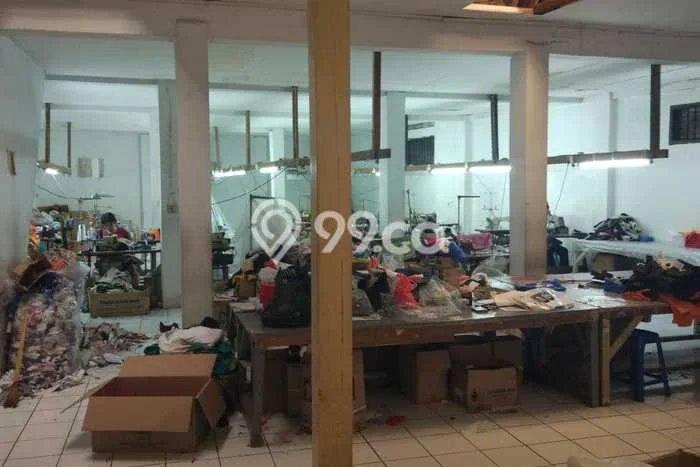 Rumah Eksklusif Siap Huni LT 1014m2 di Batununggal, Bandung Rumah Eksklusif Siap Huni LT 1014m2 di Batununggal, Bandung