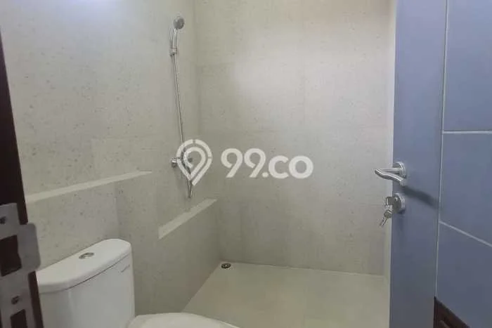 Siap Huni Rumah Mewah 4 Kamar di Regol Dekat ke Mana Saja Siap Huni Rumah Mewah 4 Kamar di Regol Dekat ke Mana Saja
