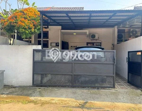For Sale Rumah 2 Kamar Lokasi Strategis Bagus dan Strategis di Ciomas For Sale Rumah 2 Kamar Lokasi Strategis Bagus dan Strategis di Ciomas