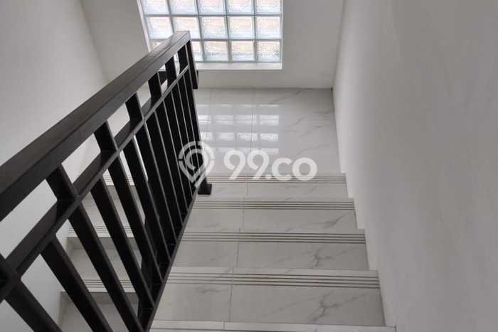 Kost Dijual di Kemanggisan dengan 35 KT dan Luas 840m2 Kost Dijual di Kemanggisan dengan 35 KT dan Luas 840m2