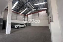 SEWA TERBAIK! Gudang di Kapuk, Luas 600m2m², Jalan Strategis SEWA TERBAIK! Gudang di Kapuk, Luas 600m2m², Jalan Strategis