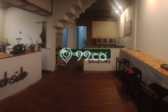 AREA KOMERSIAL! Komersial Disewakan di Cijagra, Luas 50m², Jalan Strategis, Ready Operasional AREA KOMERSIAL! Komersial Disewakan di Cijagra, Luas 50m², Jalan Strategis, Ready Operasional