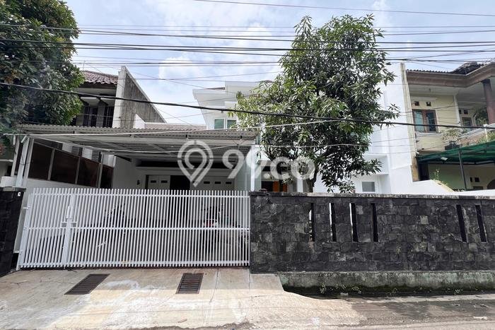 Rumah Cantik Siap Huni Di Bandung Kidul Luas 270m2 Lokasi Strategis Rumah Cantik Siap Huni Di Bandung Kidul Luas 270m2 Lokasi Strategis