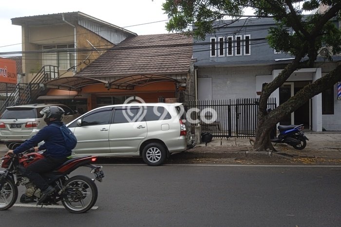 Ruko untuk Disewa di Pusat Bandung Luas Bangunan 145m2 Ruko untuk Disewa di Pusat Bandung Luas Bangunan 145m2