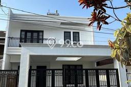 Jual Rumah Luas Megah Dengan View Eksklusif di Turangga, Bandung Jual Rumah Luas Megah Dengan View Eksklusif di Turangga, Bandung