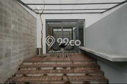 Rumah Bisa KPR LT 114m2m² di Kawasan Perumahan Geger Kalong, Bandung Rumah Bisa KPR LT 114m2m² di Kawasan Perumahan Geger Kalong, Bandung