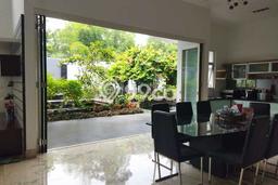 For Sale! Premium House LT 644m2 Desain Elegan di BSD For Sale! Premium House LT 644m2 Desain Elegan di BSD