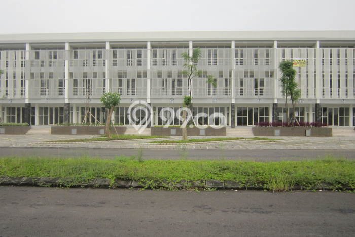 FOR SALE! Ruko di Wiyung Surabaya, LT 110m2, LB 320m2 FOR SALE! Ruko di Wiyung Surabaya, LT 110m2, LB 320m2