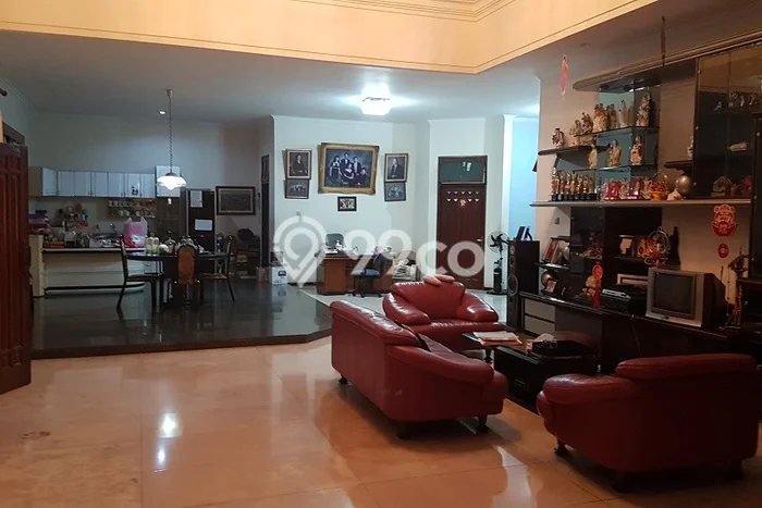 Rumah Modern Dikontrakkan di Genteng Surabaya Lokasi Sangat Strategis Rumah Modern Dikontrakkan di Genteng Surabaya Lokasi Sangat Strategis